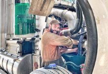 Truck Show convoy, photo comp to return