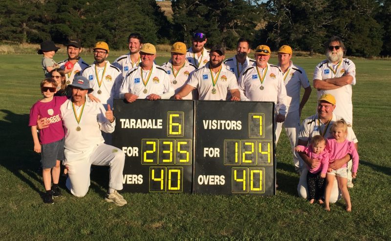 Taradale's B Grade side were thrilled to win their premiership over Muckleford Gold at home at the Max Robinson Reserve. Photo: Alison Maltby.