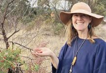 Local resident into the semi-finals of the Doug Moran Portrait Prize