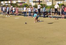 Harcourt bowlers on a roll The Barefoot Bowls competition was a great success.