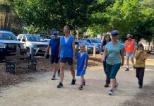 Parkrun double header to welcome in the new year A couple of members of the Scott family, who did so much to assist over the New Year weekend, dressed in the blue ‘parktalker’ tops. An open invitation to chat along the way!