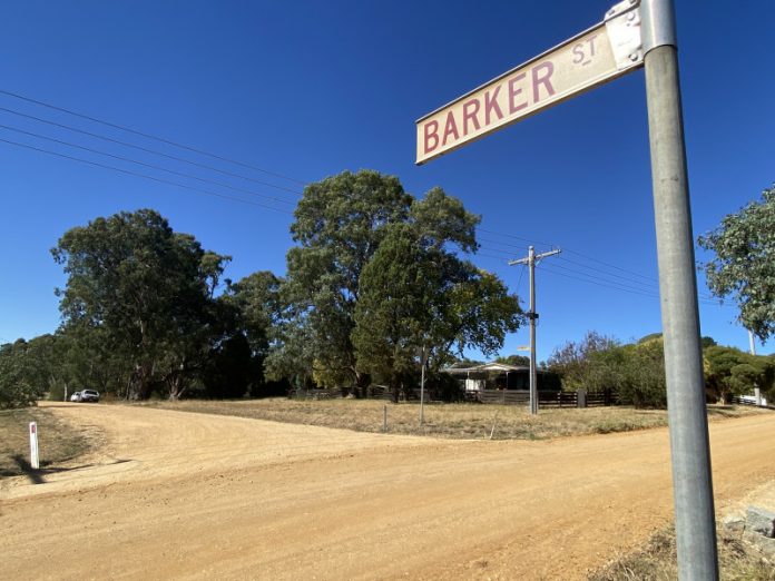 With increasing development, the residents of Barker and Bagshaw Streets are subjected to large amounts of dust and traffic.