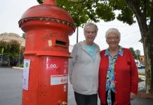 Pen Pals reunited Pen Pals and longtime friends Carol Gemmell and Judy Stuchbree were reunited in Castlemaine this week.