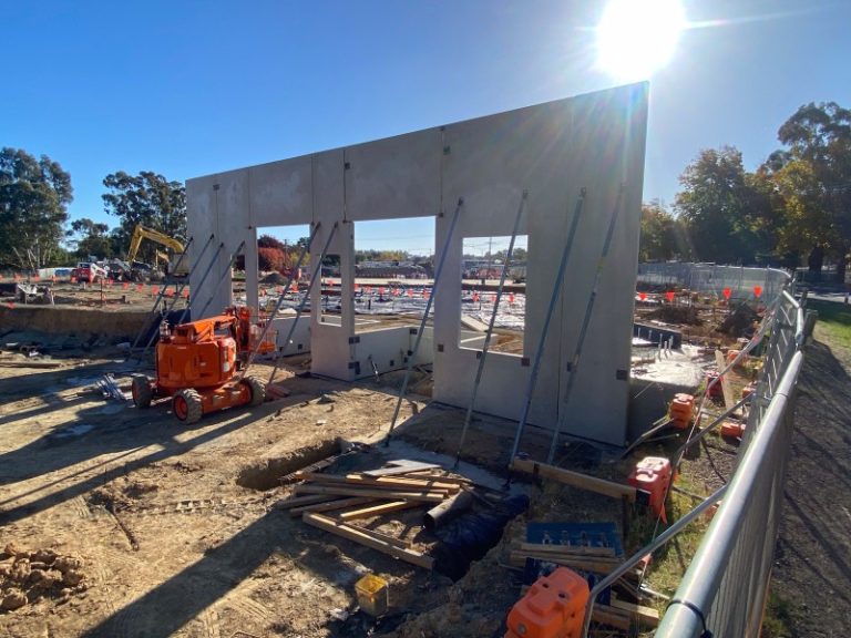 Supermarket takes shape 