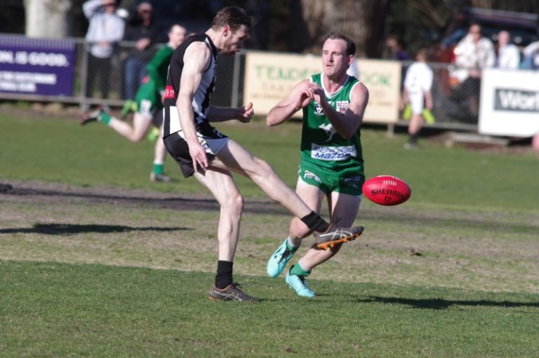 Magpies win three on the trot