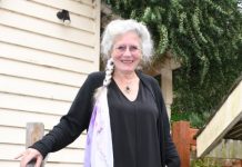 My Castlemaine with Lynne Kelly Parts 1 & 2