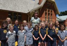 Creek choir to delight!