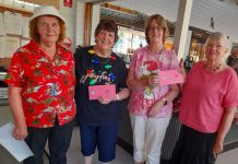 Maine bowlers celebrate success