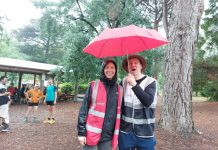 Runners brave the wet