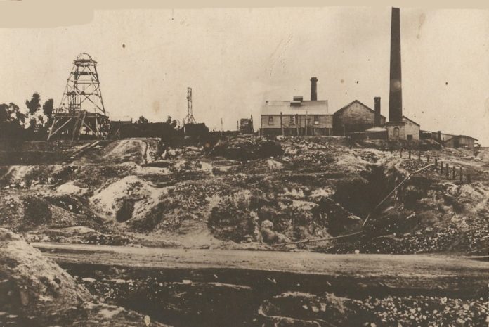 The Beehive Chimney in the late 1800s/early 1900s.
