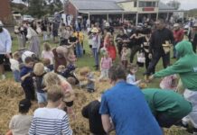 Race Ya returns this Easter Sunday The Easter Egg Hunt is a highlight at Race Ya.