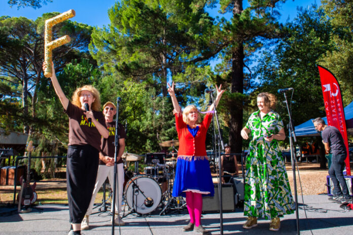 Thousands of visitors joined the festivities at the Garden Party Finale. (L-R): Festival Directors Linda Sproul and Martin Paten, with Fringe Chair Jacqueline Brodie-Hanns and Fringe Director Azzy Jay. Photo: Brendan McCarthy.