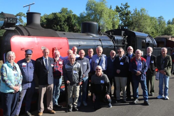 Christine Gibb, Rob Lee, John Shaw, Neil Burgin, Doug Pearse, Trevor Maylor (Hidden), Steve Strangward, Alan Williams, Len Millar, Jeff Dorman, Tony Llewlyn, John Hoy, Paul McDonald, Bill Berryman (Hidden), Andrew Naylor, Ian McCorkelle, Peter Whaley, Allan Neate.