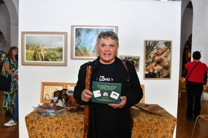 Uncle Ron Murray officially launched his children's book, The Little Platypus Teaching, featuring beautifully drawn children's pictures.