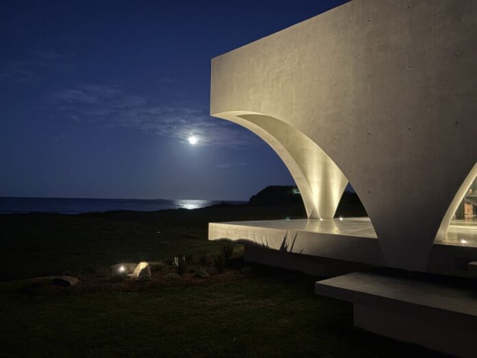 DMD were thrilled to be part of the creation of the stunning Yoseki House in Northern NSW pictured.