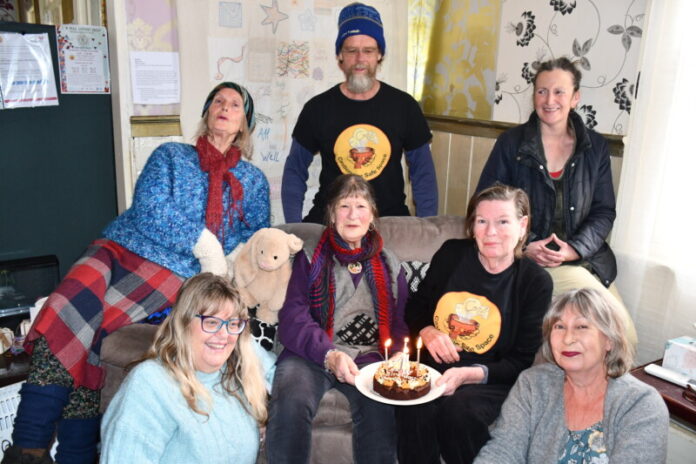 Castlemaine Safe Space (CaSS) recently celebrated its fourth anniversary. Peer volunteers and the working group gathered to sing ‘Happy Birthday’, enjoy cake and acknowledge the milestone. Photo: Lisa Dennis.