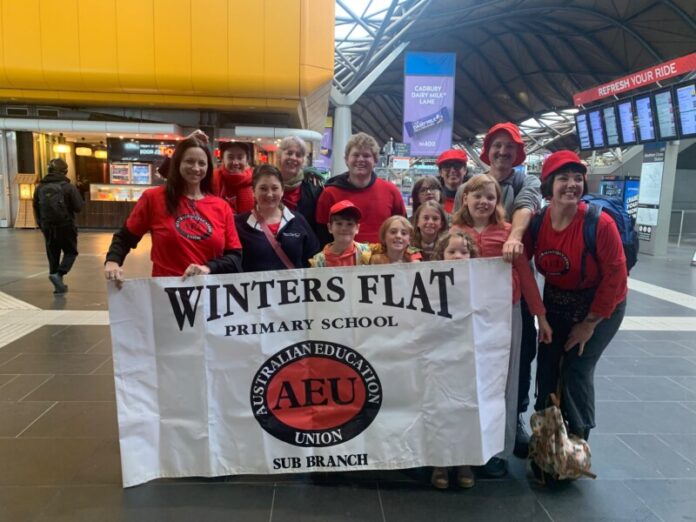 cStrike310726 Nine teachers, support staff, parents and students from Winters Flat Primary School took part in strike action last week.