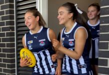 Local interleague stars shine Castlemaine’s Amelia Brown and Kate Batchelor were all smiles as they took to the field. Absent: Ava Bartlett.