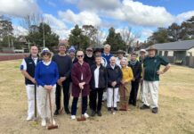‘Come and Try’ croquet Mayor Toby Heydon and Bendigo West MP Maree Edwards joined Castlemaine Croquet Club members to get the season on a roll.