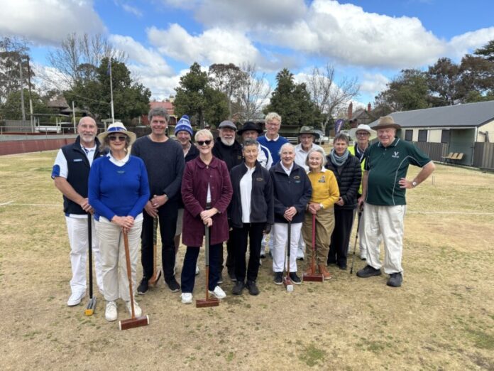 cCroquet140826 Mayor Toby Heydon and Bendigo West MP Maree Edwards joined Castlemaine Croquet Club members to get the season on a roll.