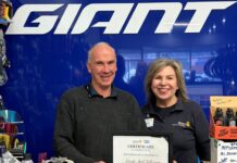 Community partnerships Rotary President Marina Scott recently acknowledged the contribution of Darryl and the team at Giant Castlemaine for their generous partnership with Rotary and the community to service 35 donated bicycles for fire impacted families.